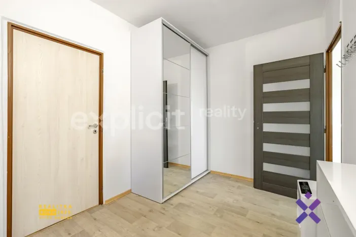 Prodej bytu 2+1, Luhačovice, Zahradní čtvrť, 57 m2