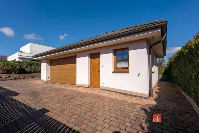 Prodej rodinného domu, Benešov, 260 m2