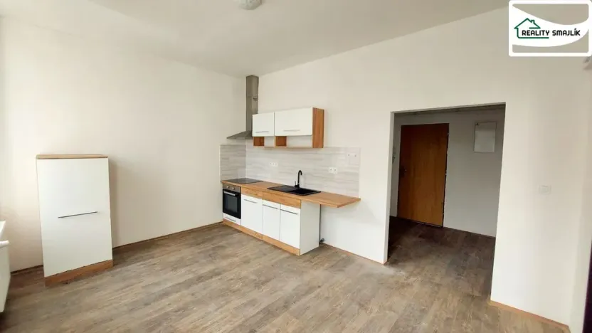 Pronájem bytu 1+1, Cheb, Evropská, 75 m2