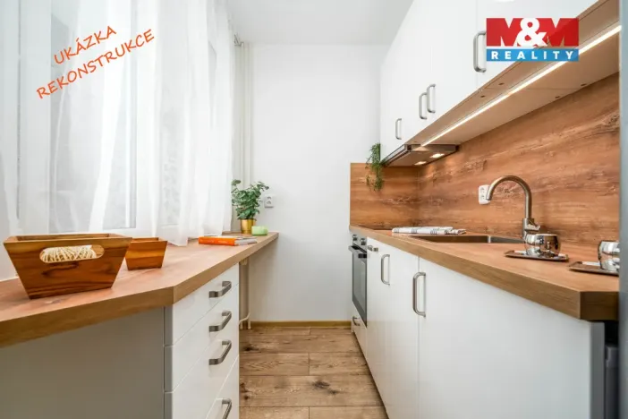 Prodej bytu 1+kk, Hradec Králové - Slezské Předměstí, Třebechovická, 27 m2