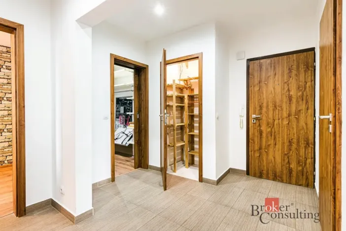 Prodej bytu 4+1, Brno - Bohunice, Švermova, 88 m2