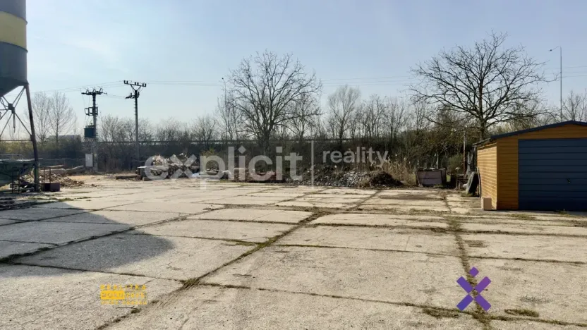 Pronájem komerčního pozemku, Kunovice, Na Drahách, 100 m2