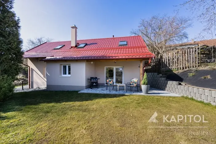 Prodej rodinného domu, Tichonice, 123 m2