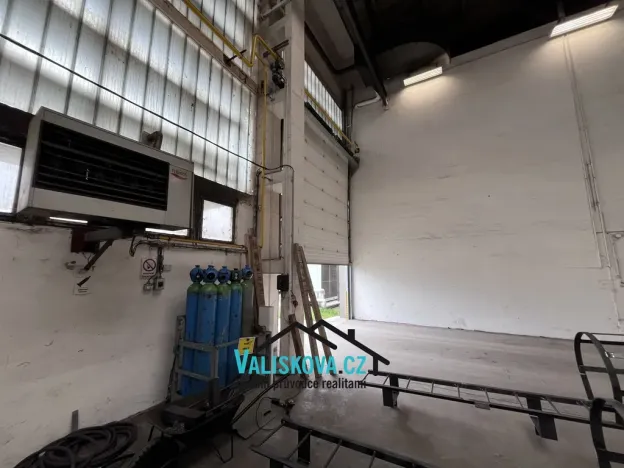 Pronájem výrobních prostor, Kroměříž, Kaplanova, 1195 m2