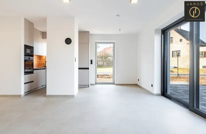 Prodej rodinného domu, Kamenné Žehrovice, K Rokli, 120 m2
