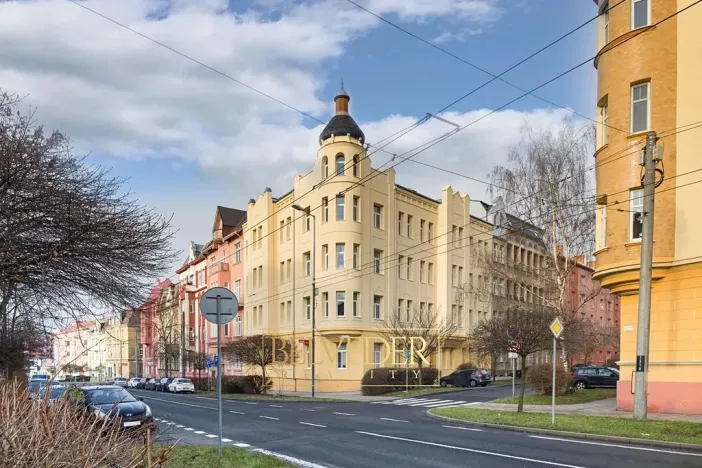 Pronájem bytu 2+kk, Teplice, Vrázova, 67 m2