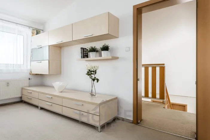 Prodej bytu 3+kk, Praha - Prosek, Litoměřická, 75 m2