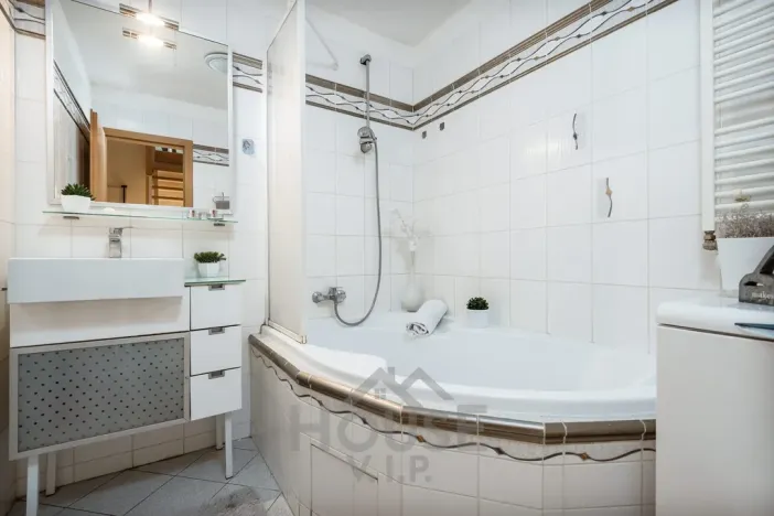 Prodej bytu 3+kk, Praha - Prosek, Litoměřická, 75 m2