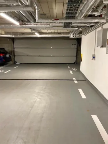 Pronájem garážového stání, Praha, Františka Kadlece, 20 m2