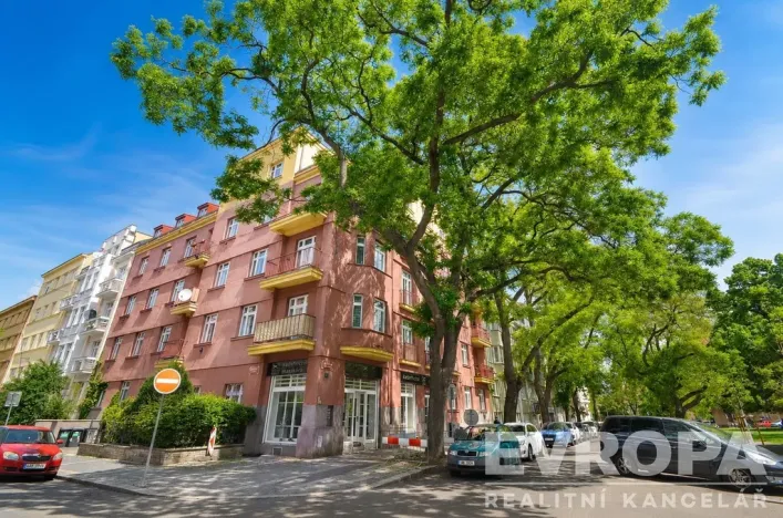 Pronájem bytu 3+1, Praha - Bubeneč, U zeměpisného ústavu, 93 m2