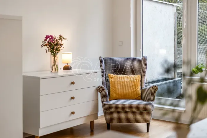 Prodej bytu 1+kk, Praha - Hlubočepy, Geologická, 48 m2