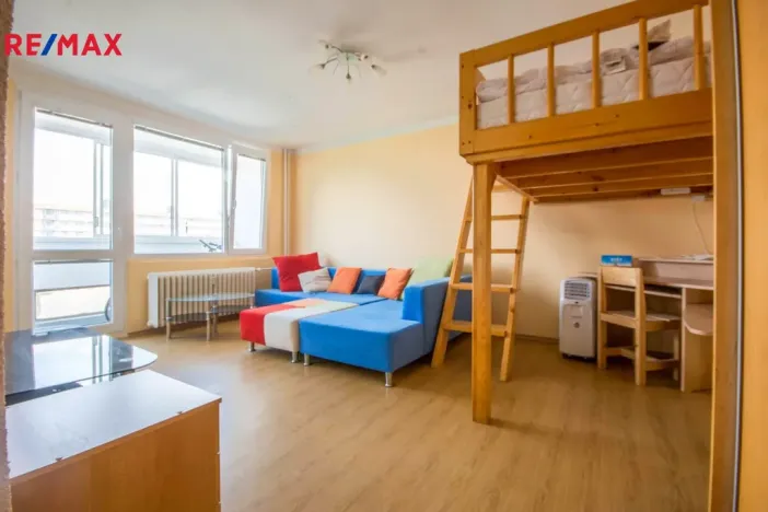 Prodej bytu 1+kk, Hradec Králové, Hrubínova, 36 m2