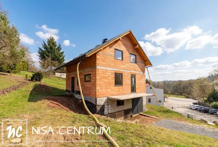 Prodej rodinného domu, Benešov u Semil, 123 m2