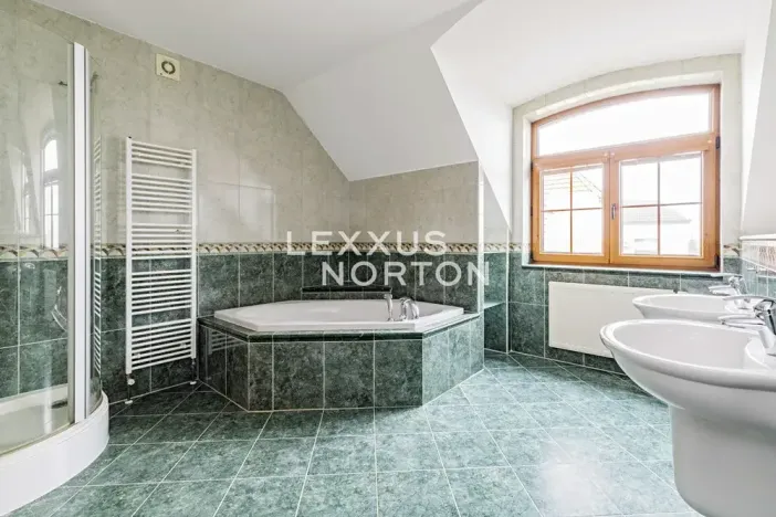 Pronájem vily, Praha - Nebušice, Druhého odboje, 384 m2