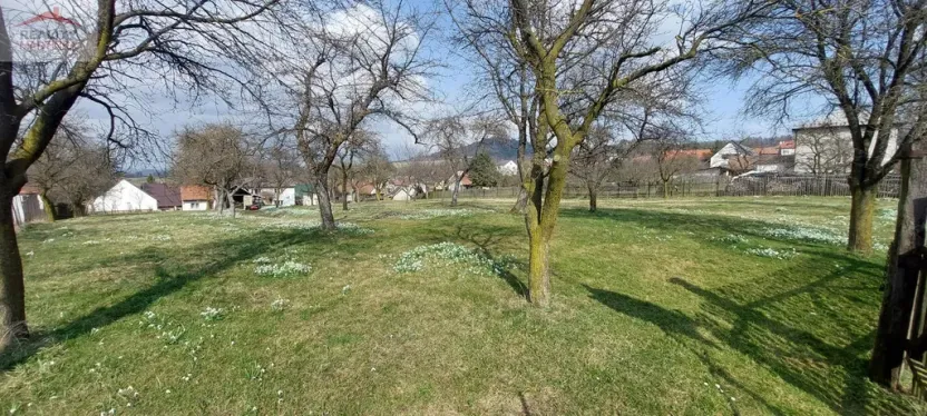 Prodej pozemku pro bydlení, Lešná - Perná, 1563 m2