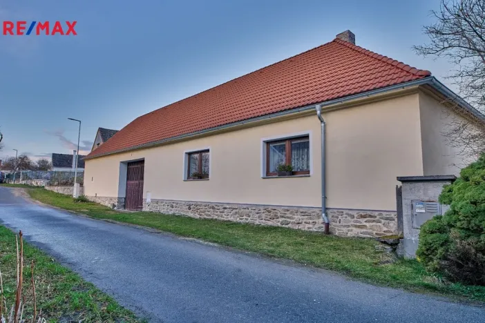 Prodej rodinného domu, Drhovle - Pamětice, 160 m2