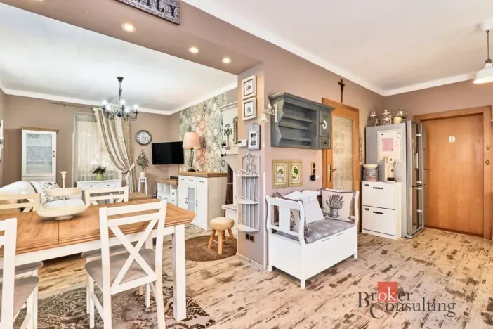 Prodej rodinného domu, Kolová, 180 m2