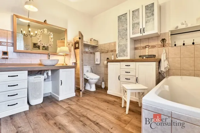 Prodej rodinného domu, Kolová, 180 m2