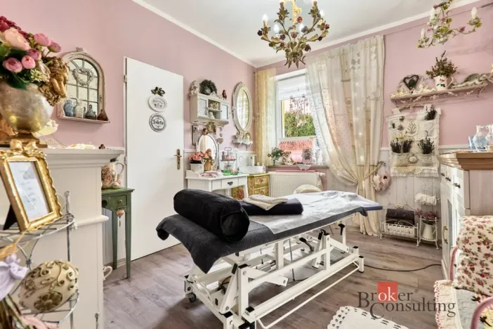 Prodej rodinného domu, Kolová, 180 m2