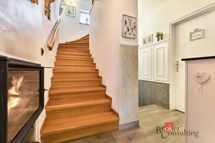 Prodej rodinného domu, Kolová, 180 m2