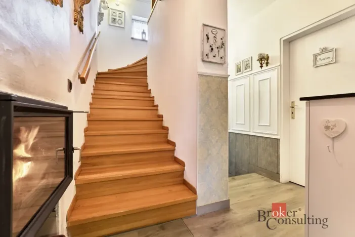 Prodej rodinného domu, Kolová, 180 m2