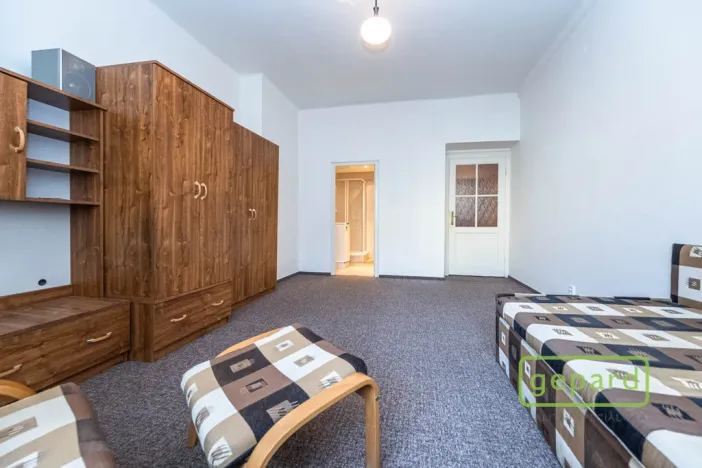 Prodej bytu 1+1, Praha - Nusle, V Horkách, 44 m2