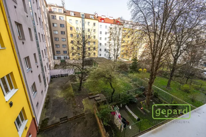 Prodej bytu 1+1, Praha - Nusle, V Horkách, 44 m2