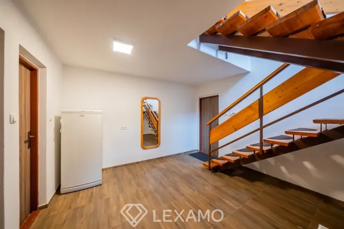 Prodej rodinného domu, Znojmo, Krapkova, 222 m2