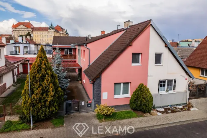 Prodej rodinného domu, Znojmo, Krapkova, 222 m2