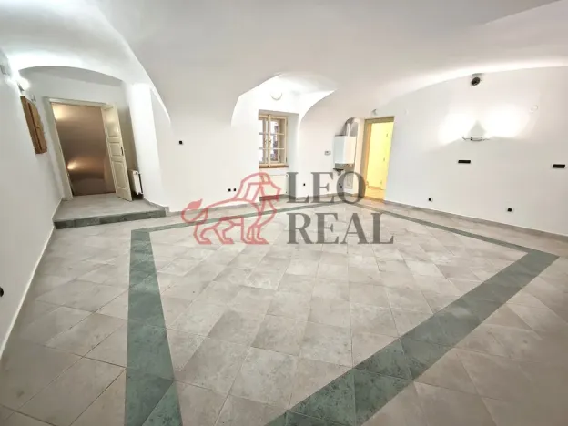 Prodej obchodního prostoru, Praha - Malá Strana, Břetislavova, 152 m2