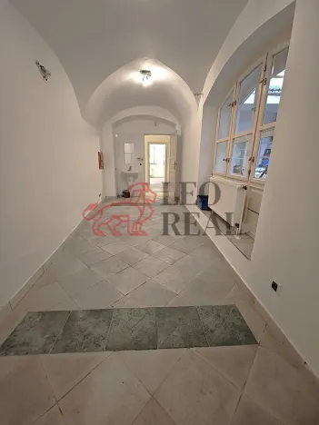 Prodej obchodního prostoru, Praha - Malá Strana, Břetislavova, 152 m2