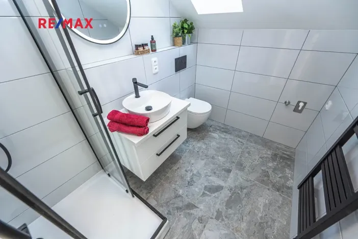 Pronájem bytu 2+kk, Dobříč, 80 m2