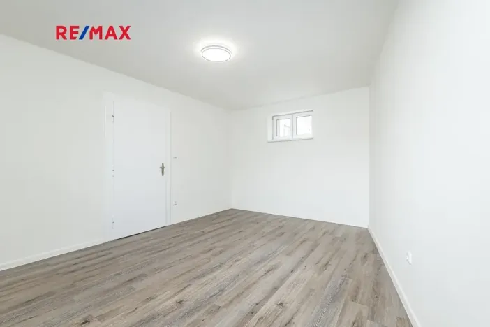 Prodej bytu 1+1, Čistá, nám. Václavské, 43 m2