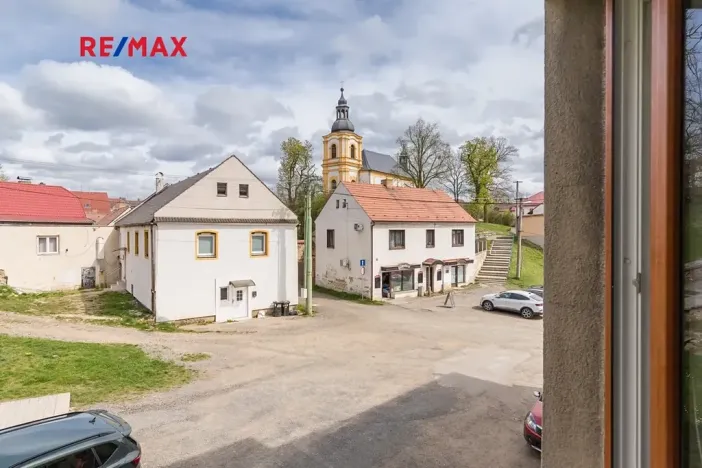 Prodej bytu 1+1, Čistá, nám. Václavské, 43 m2