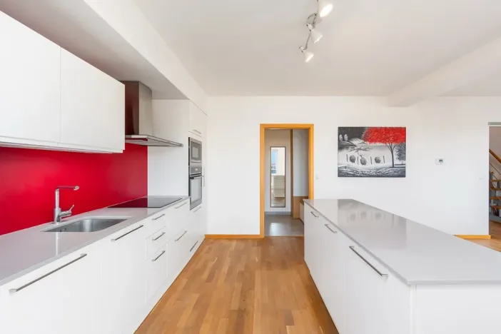 Prodej bytu 2+kk, Praha - Vršovice, Karpatská, 64 m2