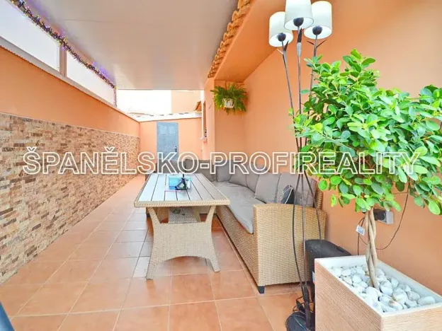 Prodej bytu 3+kk, Torrevieja, Španělsko, 58 m2