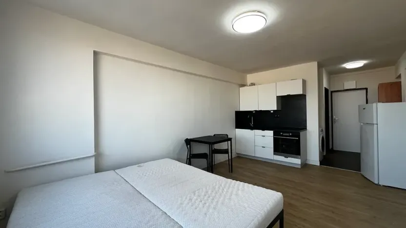 Pronájem bytu 1+kk, Praha - Radotín, Vrážská, 25 m2