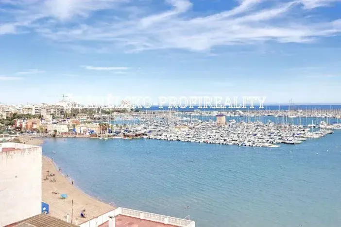 Prodej bytu 4+kk, Alicante, Španělsko, 102 m2