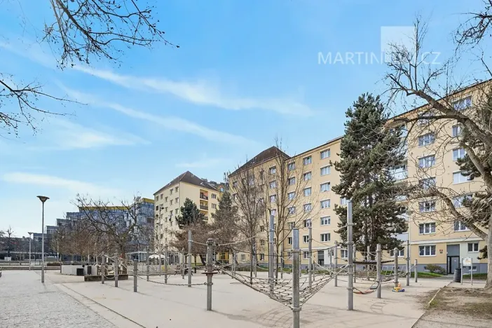 Prodej bytu 2+1, Praha - Libeň, náměstí Na Balabence, 53 m2