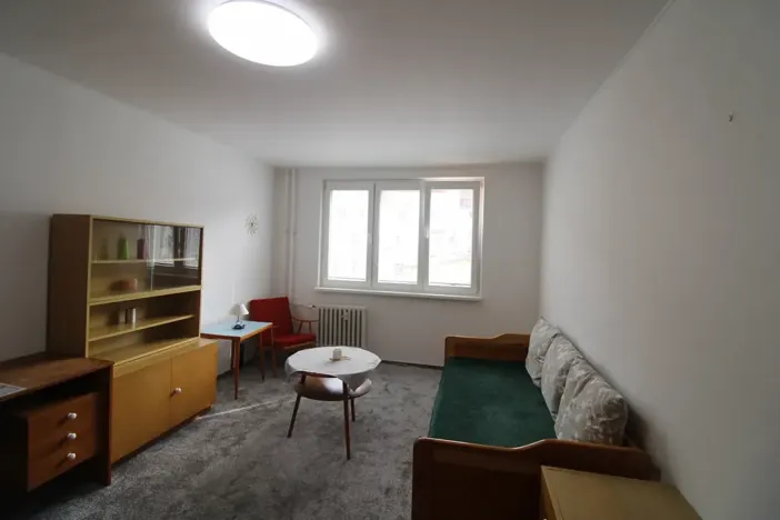 Pronájem bytu 2+1, Karlovy Vary, Krymská, 54 m2