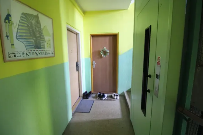 Pronájem bytu 2+1, Karlovy Vary, Krymská, 54 m2