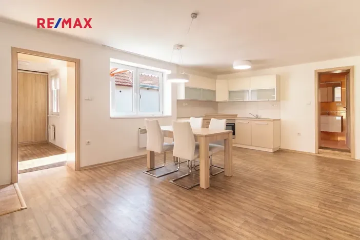 Prodej rodinného domu, Hlohovec, Lípová, 120 m2