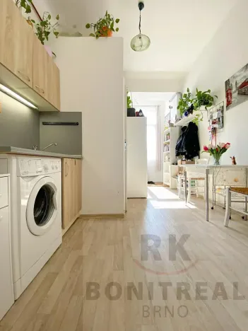 Pronájem bytu 1+1, Brno, Eimova, 38 m2