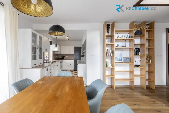 Prodej rodinného domu, Malenovice, 298 m2