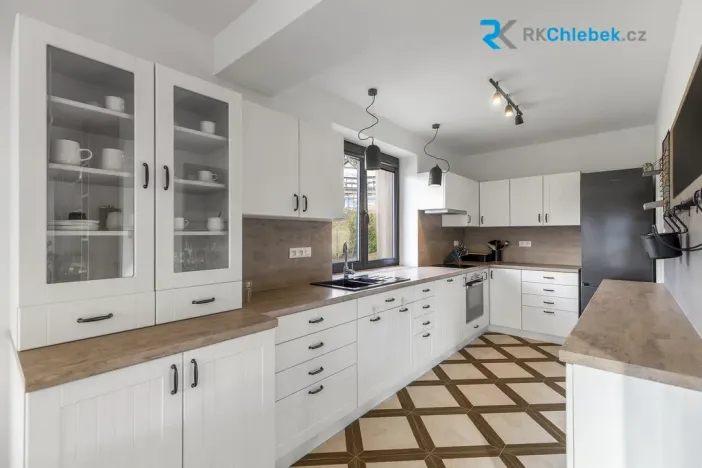 Prodej rodinného domu, Malenovice, 298 m2