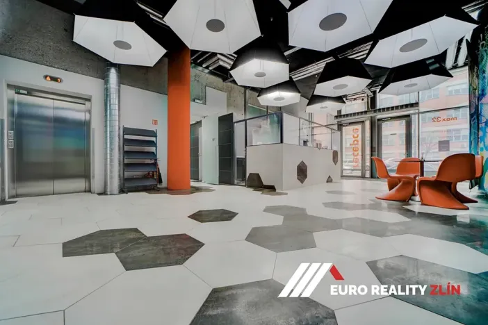 Prodej bytu 1+kk, Zlín, J. A. Bati, 28 m2