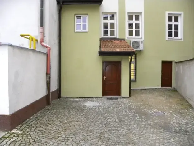 Pronájem obchodního prostoru, Jihlava, Benešova, 234 m2