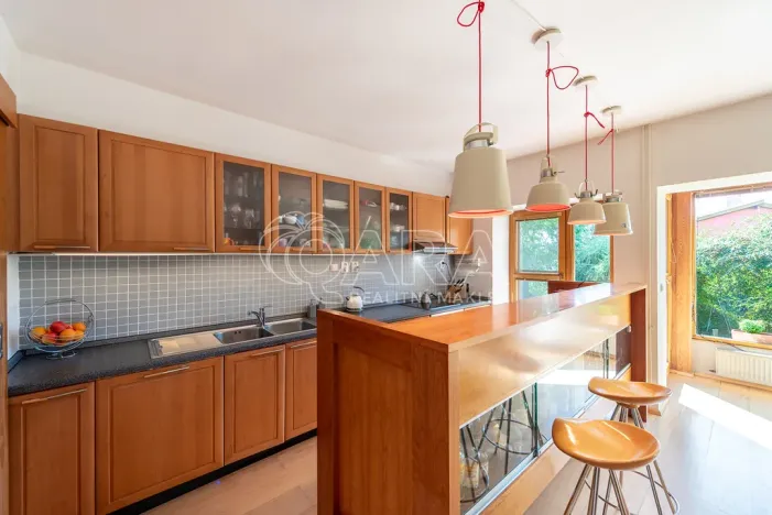 Prodej rodinného domu, Statenice, Ke Kulnám, 191 m2