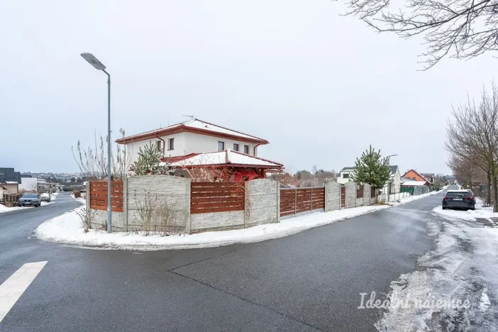 Pronájem rodinného domu, Šestajovice, Sukova, 204 m2