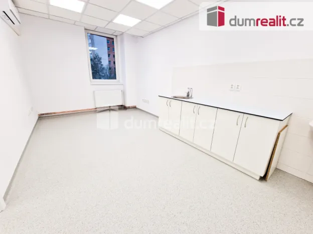 Pronájem komerční nemovitosti, Most, J. A. Komenského, 40 m2